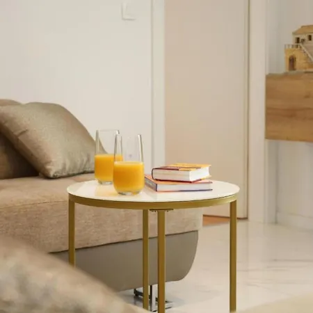 Dalmata D * Podstrana